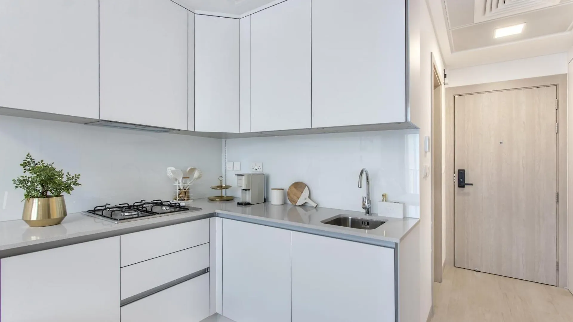 Apartment Elegant Studio In Luma 22 Prime Location Dubai