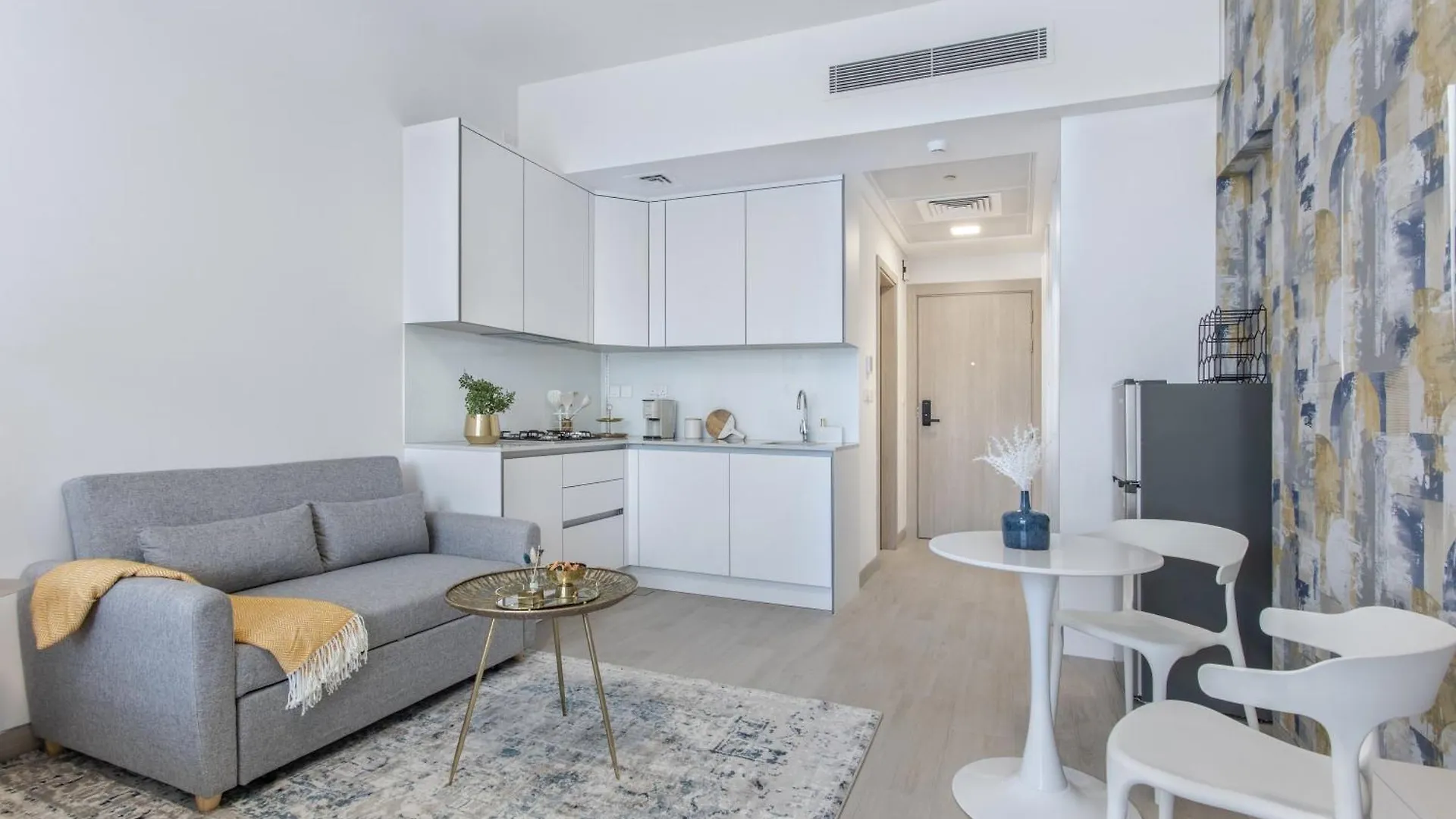 Elegant Studio In Luma 22 Prime Location Dubai 0*,