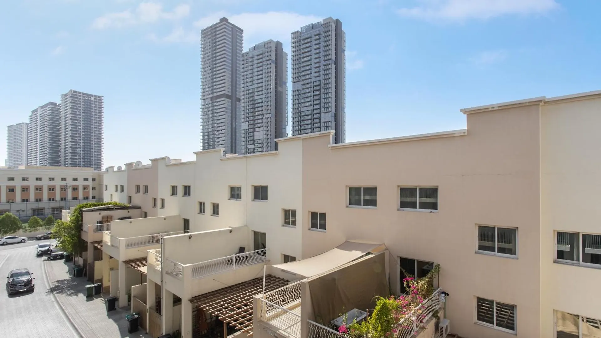 Apartment Elegant Studio In Luma 22 Prime Location Dubai United Arab Emirates